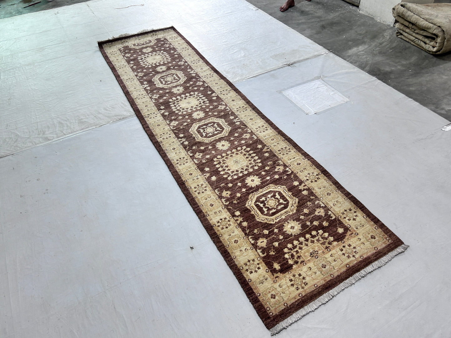 Brown & Ivory Premium Handwoven Pure Wool Chobrang Rug, 2ft 9in x 9ft 10in