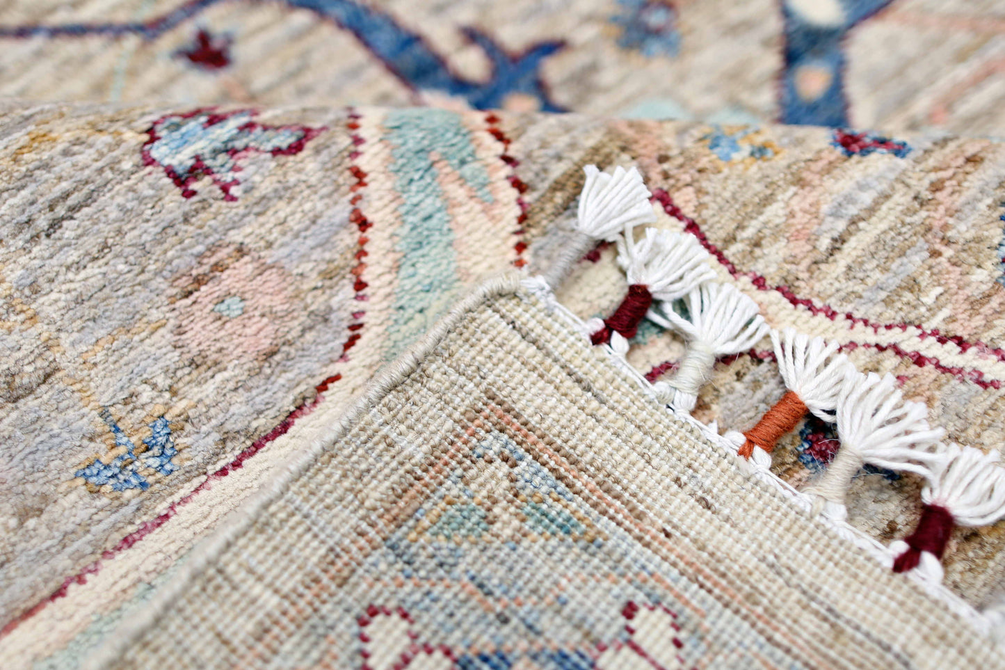 Taupe & Ivory Premium Handwoven Pure Wool Bijar Rug, 5ft 7in x 7ft 10in