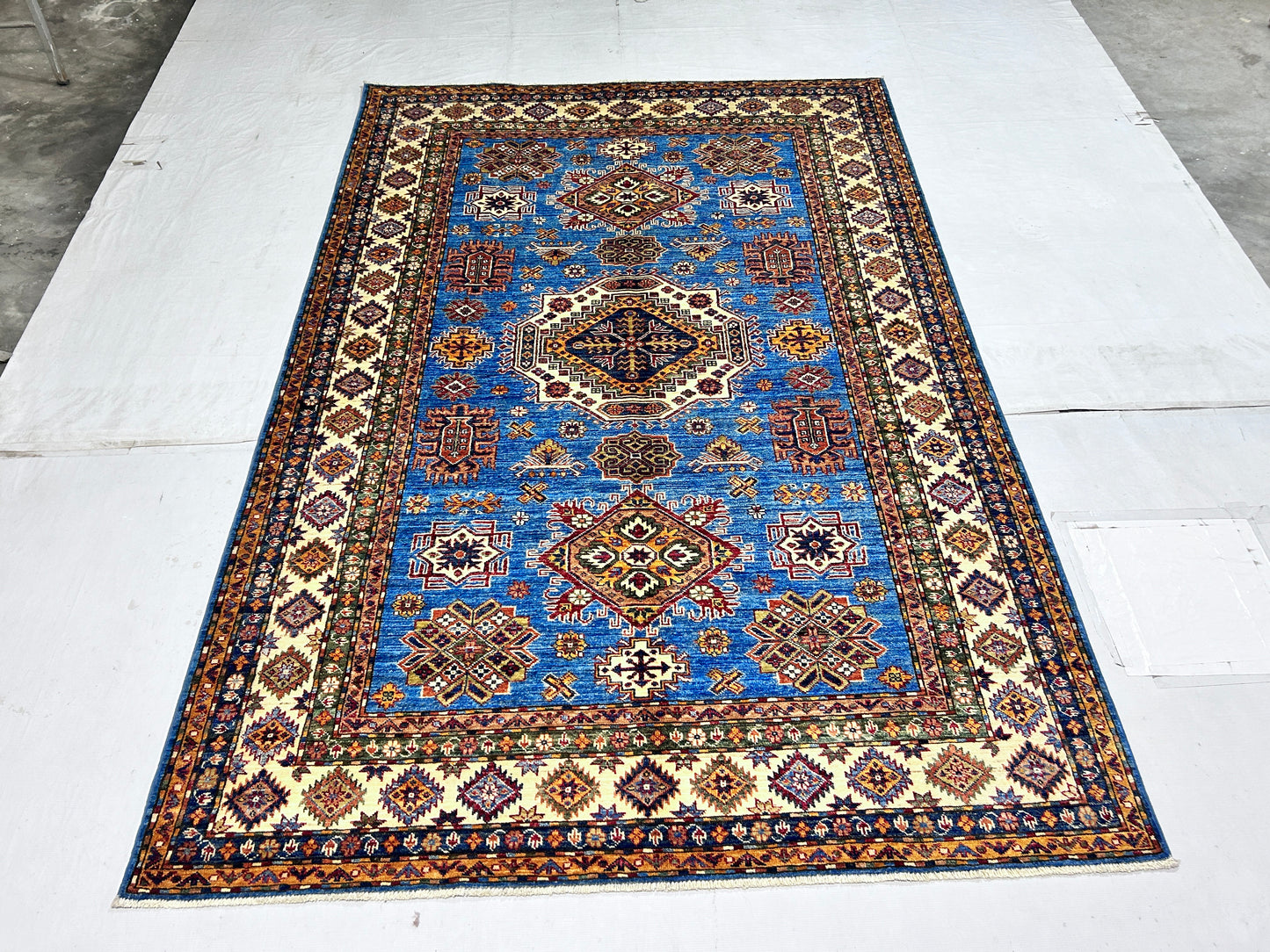 Blue & Ivory Premium Handwoven Pure Wool Super Kazak Rug, 5ft 7in x 8ft 4in