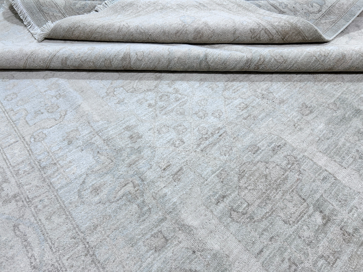 Silver & Beige Premium Handwoven Pure Wool Chobrang Rug, 8ft 10in x 12ft 3in