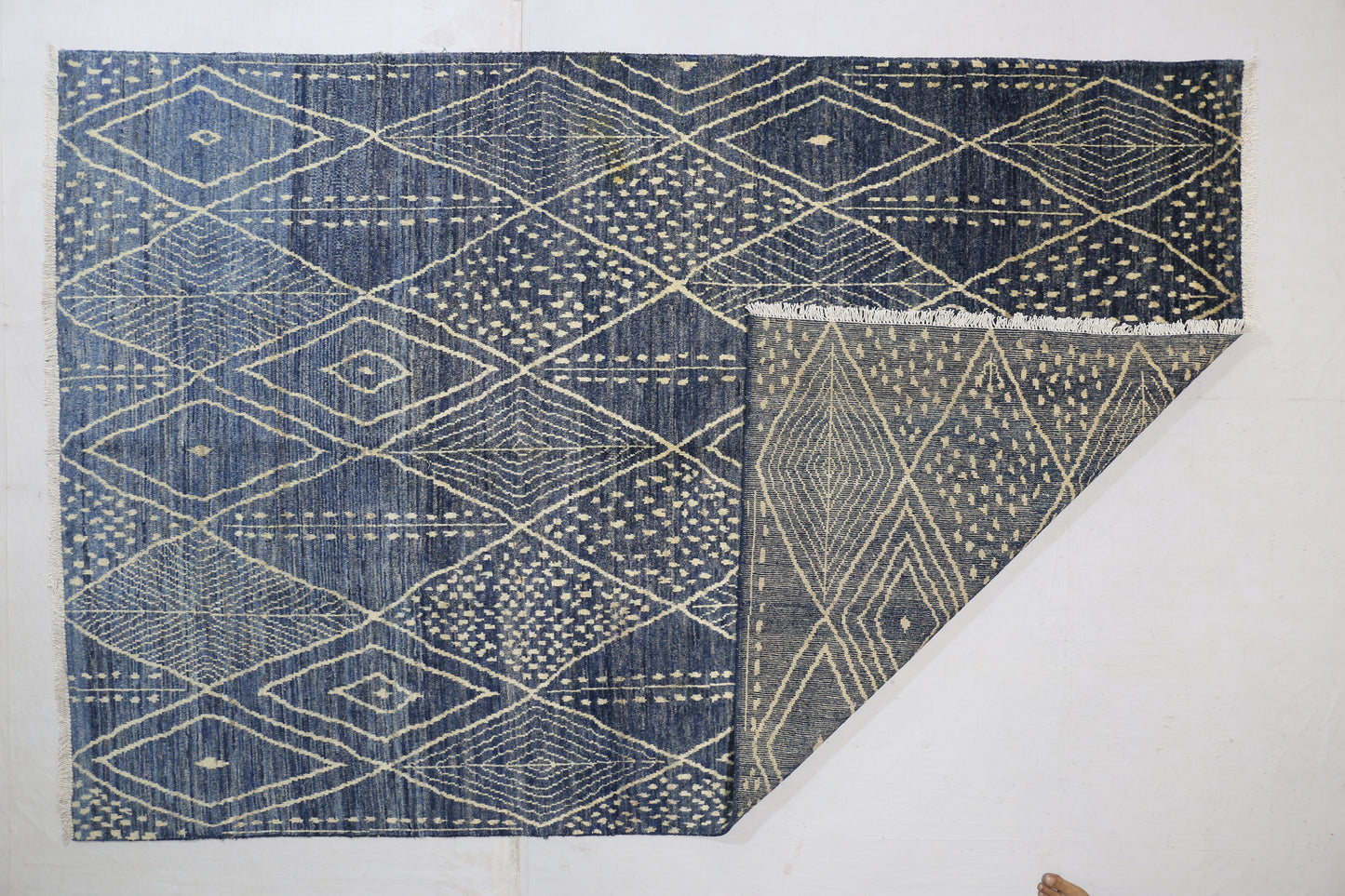 Blue & Beige Premium Handwoven Pure Wool Moroccan Rug, 5ft 10in x 8ft 10in