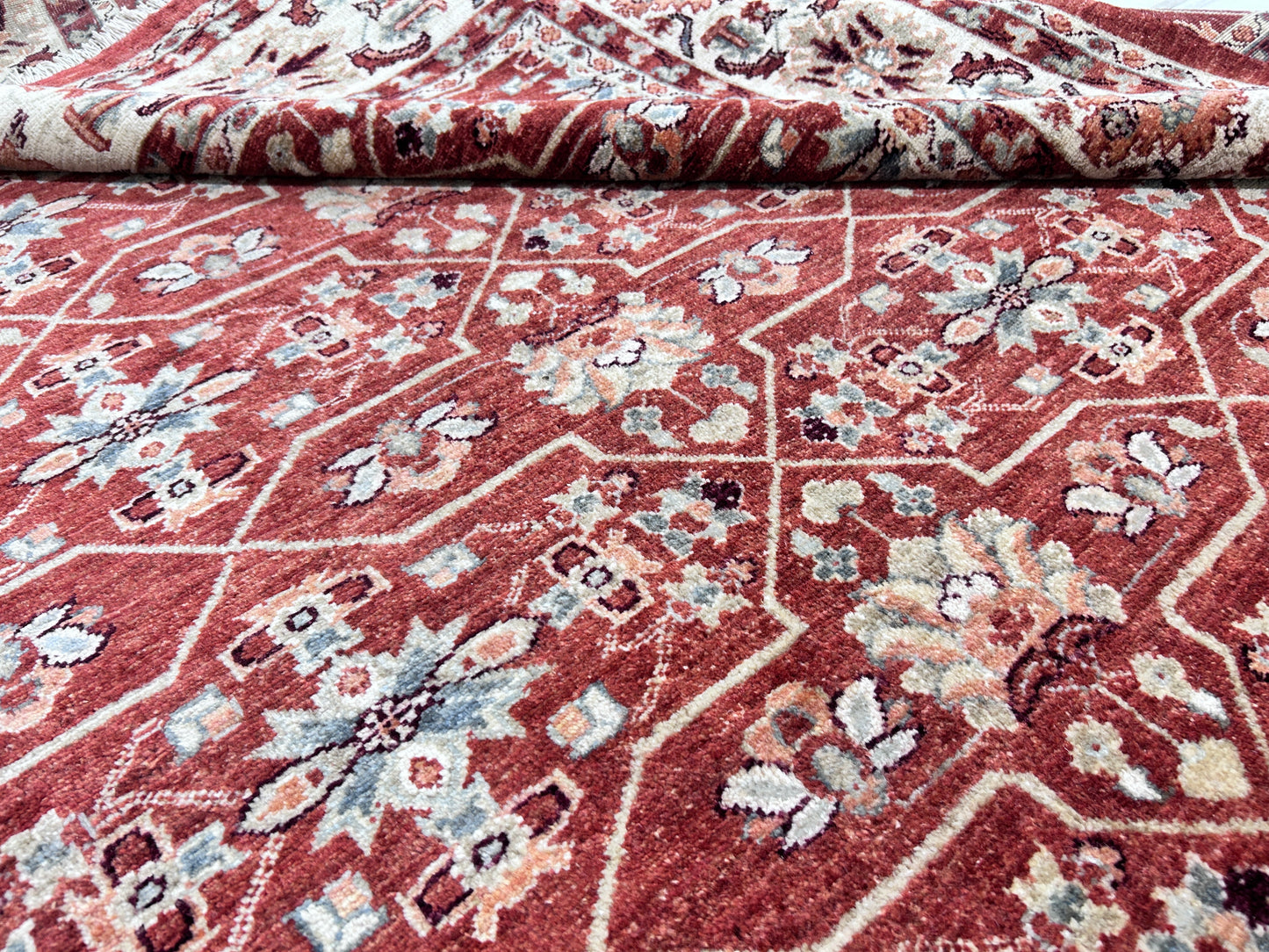 Rust & Ivory Premium Handwoven Pure Wool Chobrang Rug, 8ft 2in x 9ft 6in