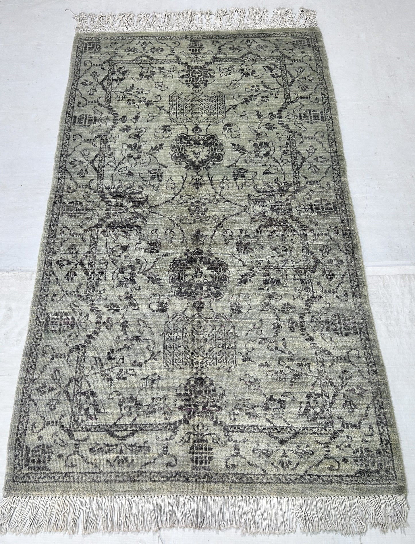 Grey & Premium Handwoven Pure Wool Chobrang Rug, 3ft 0in x 5ft 3in