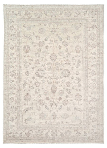 Ivory Premium Handwoven Pure Wool Chobrang Rug, 5ft 6in x 8ft 1in