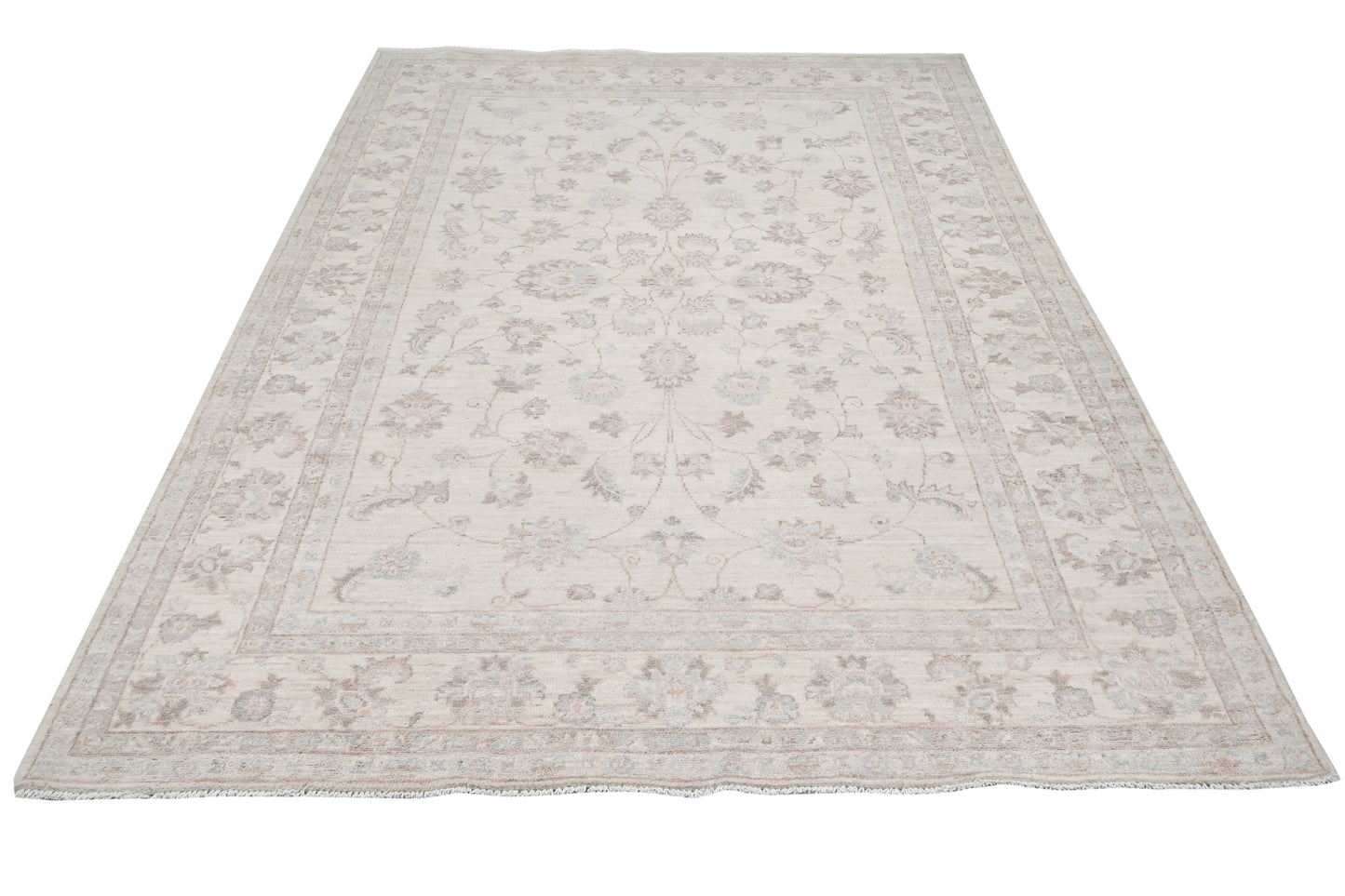 Ivory Premium Handwoven Pure Wool Chobrang Rug, 5ft 5in x 8ft 0in