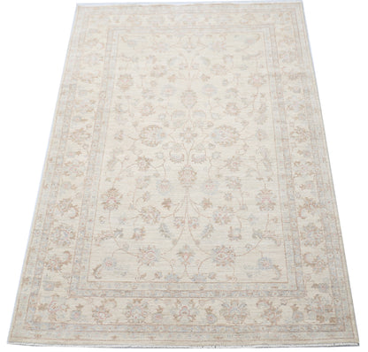 Ivory Premium Handwoven Pure Wool Chobrang Rug, 5ft 5in x 8ft 0in