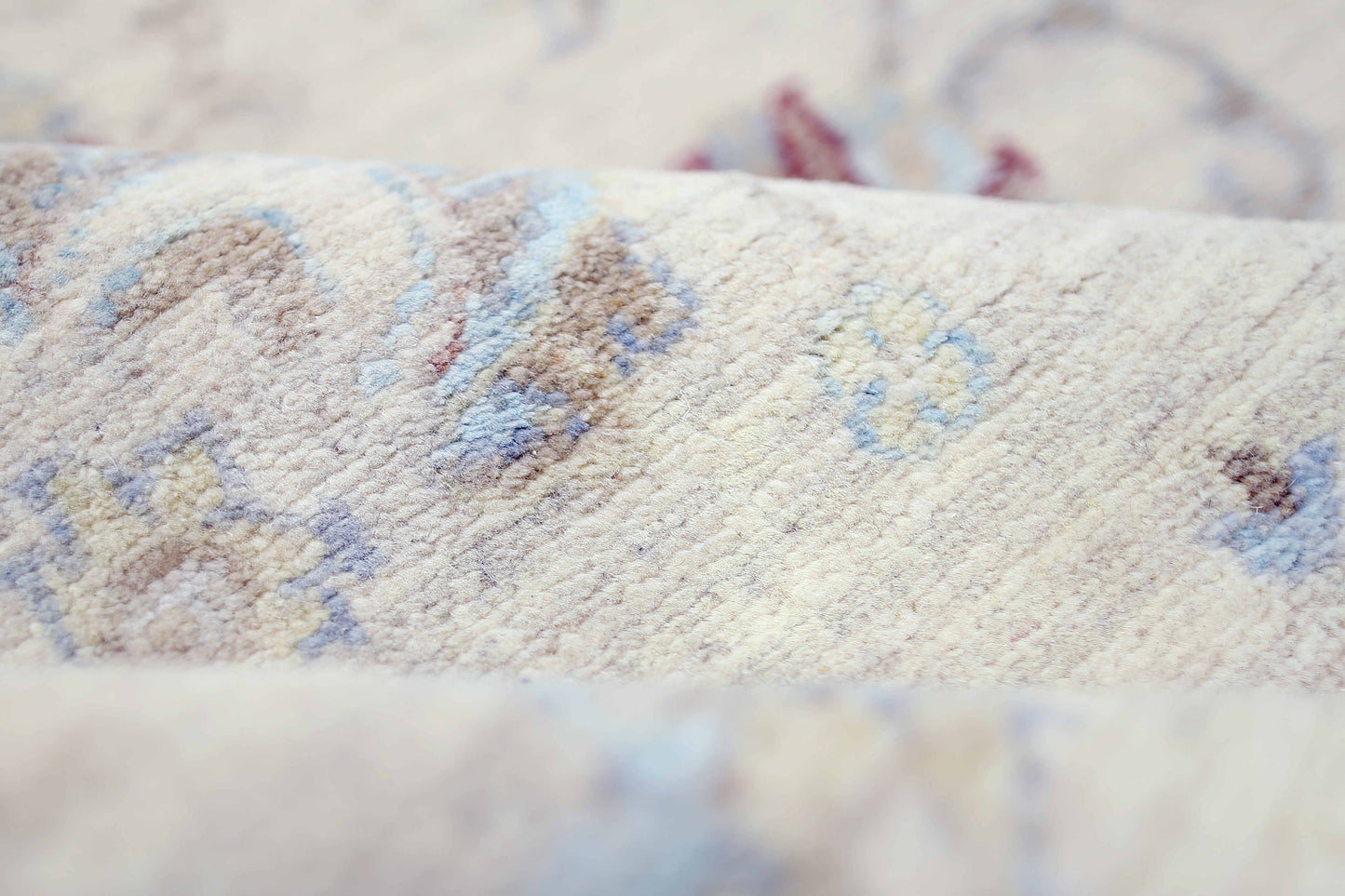 Ivory & Sky Blue Premium Handwoven Pure Wool Chobrang Rug, 5ft 10in x 9ft 0in