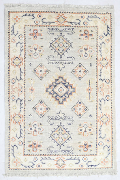 Silver & Ivory Premium Handwoven Pure Wool Kotan Rug, 4ft 0in x 6ft 1in