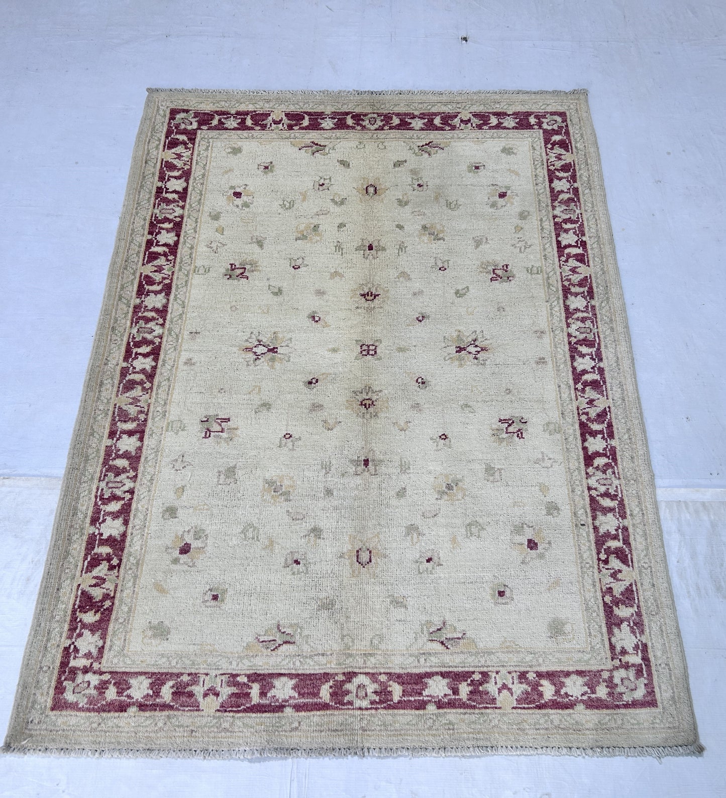 Ivory & Red Premium Handwoven Pure Wool Chobrang Rug, 3ft 6in x 4ft 10in