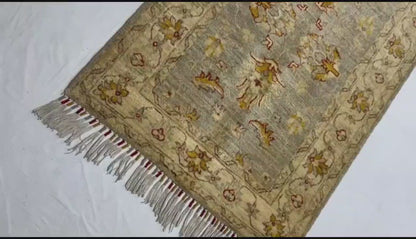 Grey & Ivory Premium Handwoven Pure Wool Chobrang Rug, 2ft 8in x 4ft 0in