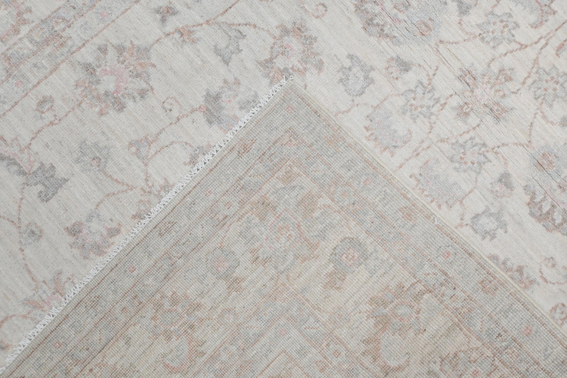 ivory premium handwoven pure wool chobrang rug, 5ft 5in x 8ft 0in