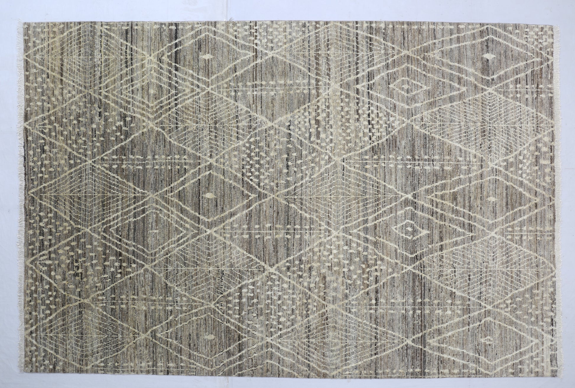 brown & beige premium handwoven pure wool moroccan rug, 5ft 10in x 8ft 11in