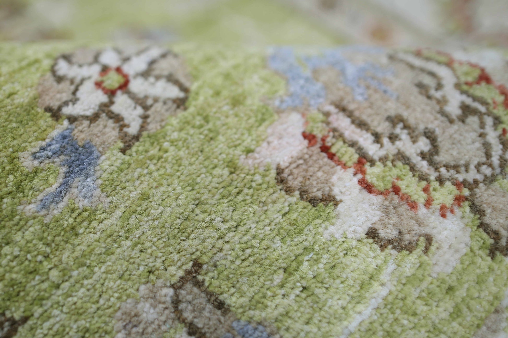 green & ivory premium handwoven pure wool chobrang rug, 3ft 10in x 6ft 0in