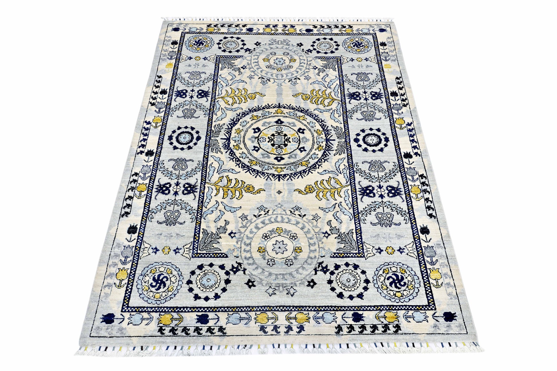 ivory & silver premium handwoven pure wool suzane rug, 5ft 6in x 7ft 11in