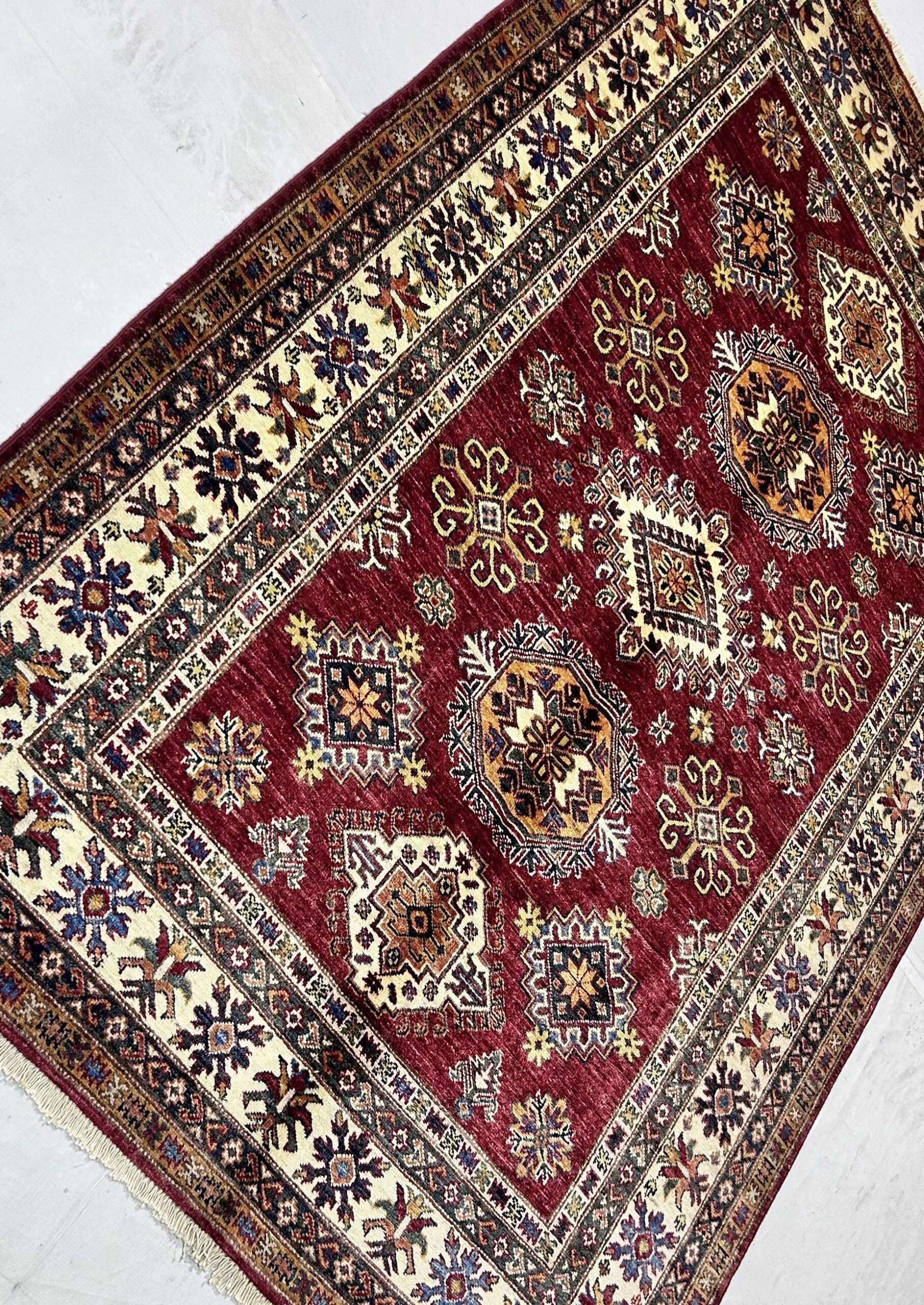 red & ivory premium handwoven pure wool super kazak rug, 5ft 0in x 7ft 1in