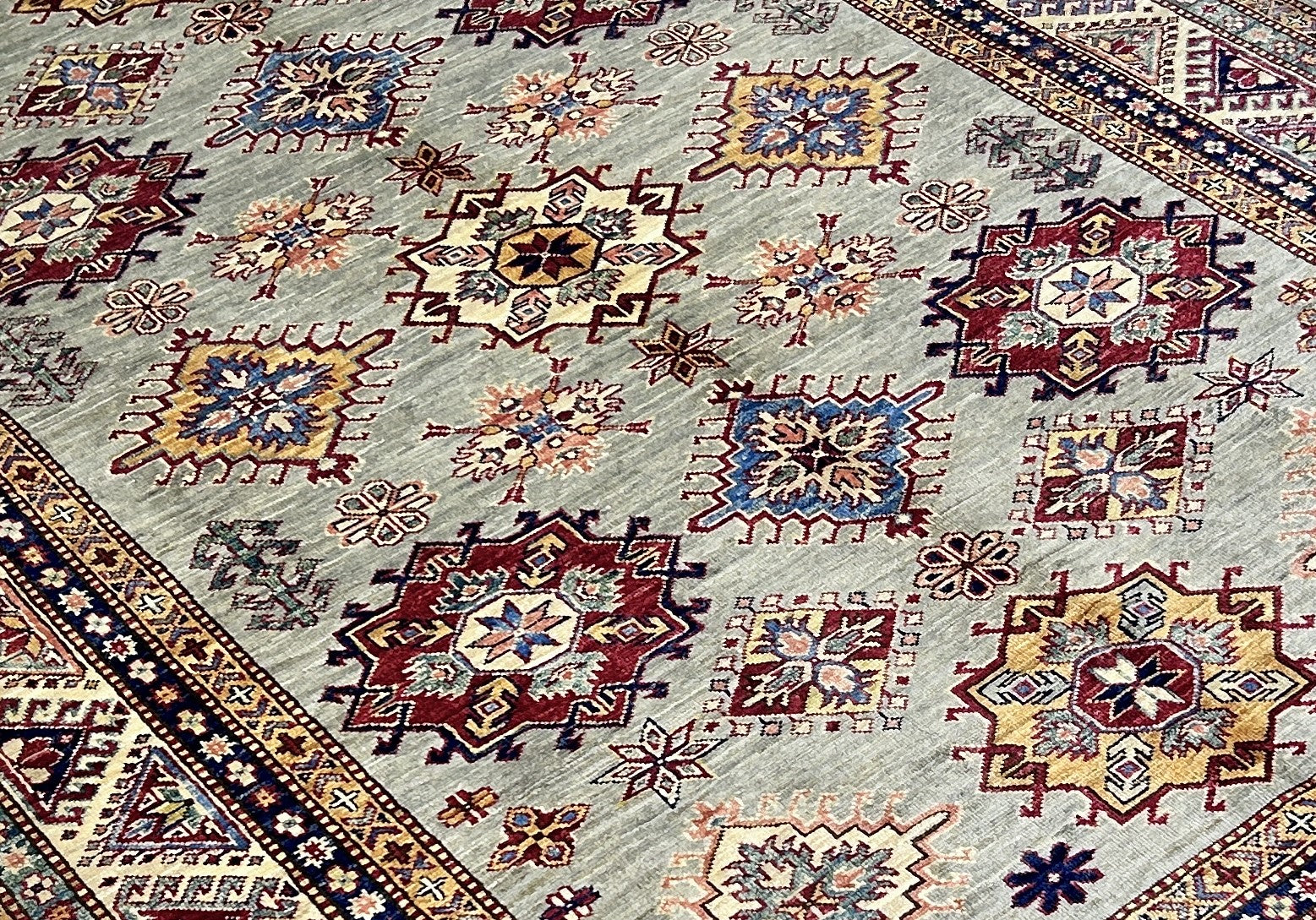 silver & ivory premium handwoven pure wool super kazak rug, 5ft 8in x 8ft 3in