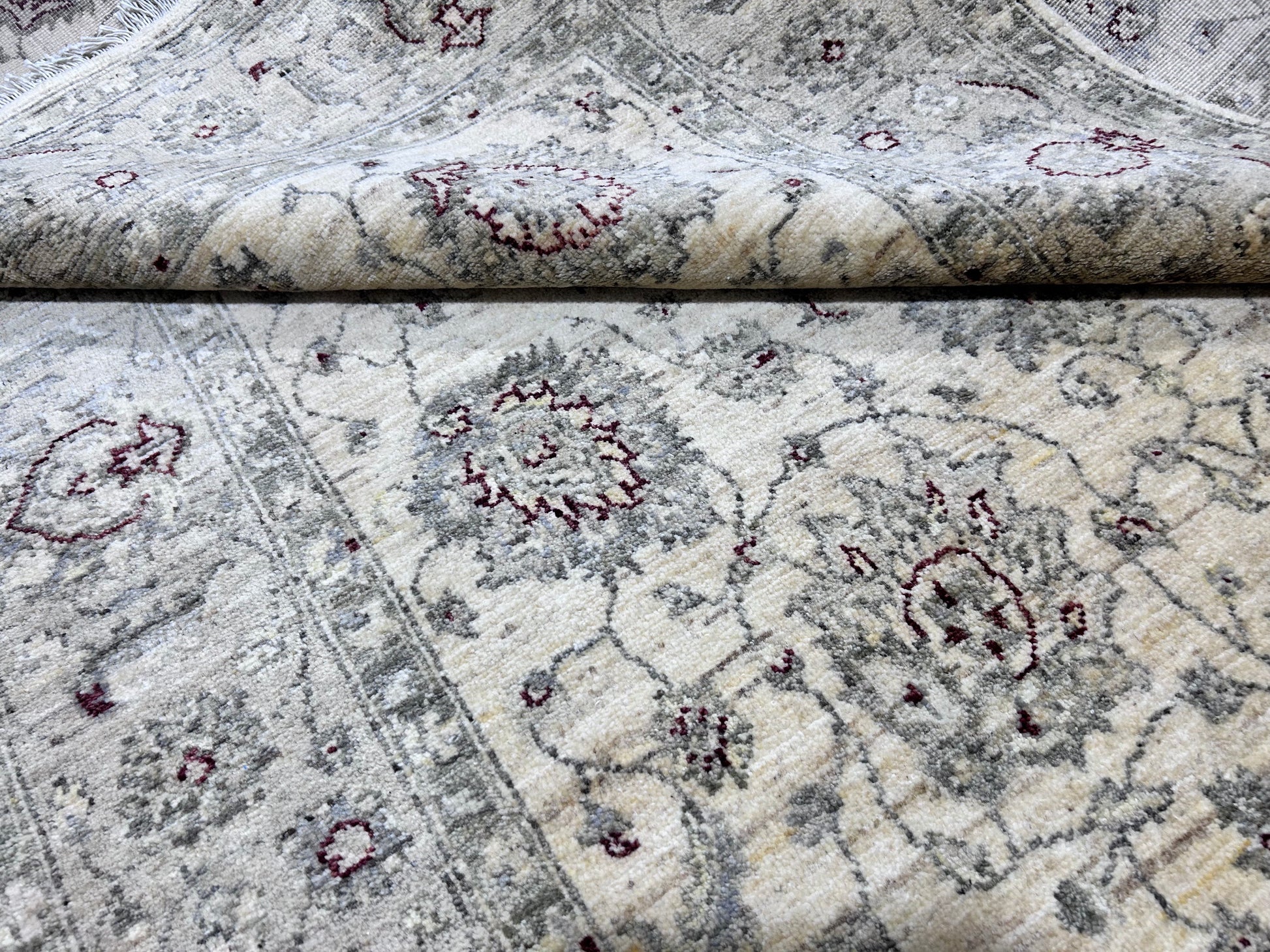 ivory & grey premium handwoven pure wool gaba rug, 6ft 0in x 9ft 0in