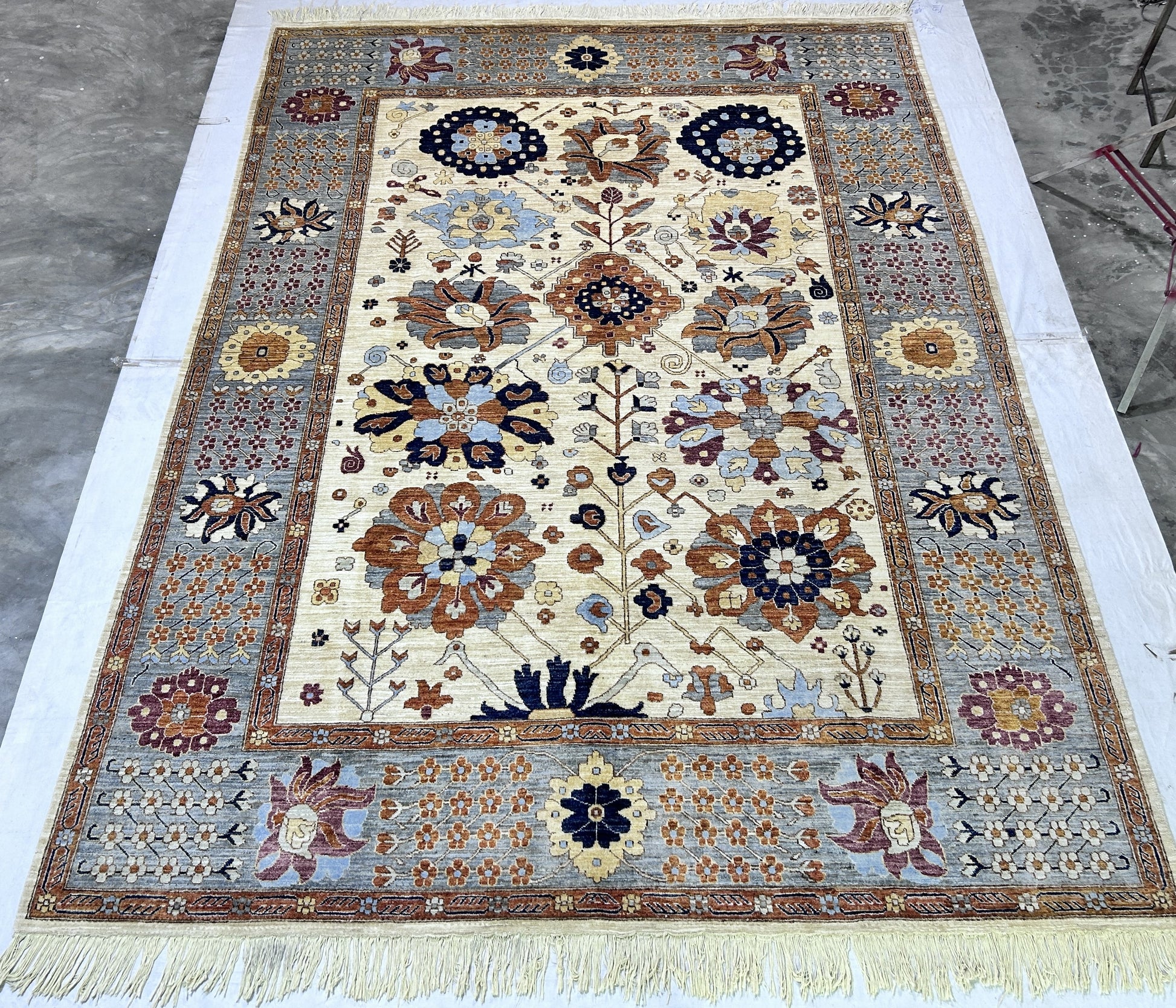 ivory & grey premium handwoven pure wool bijar rug, 9ft 0in x 12ft 4in