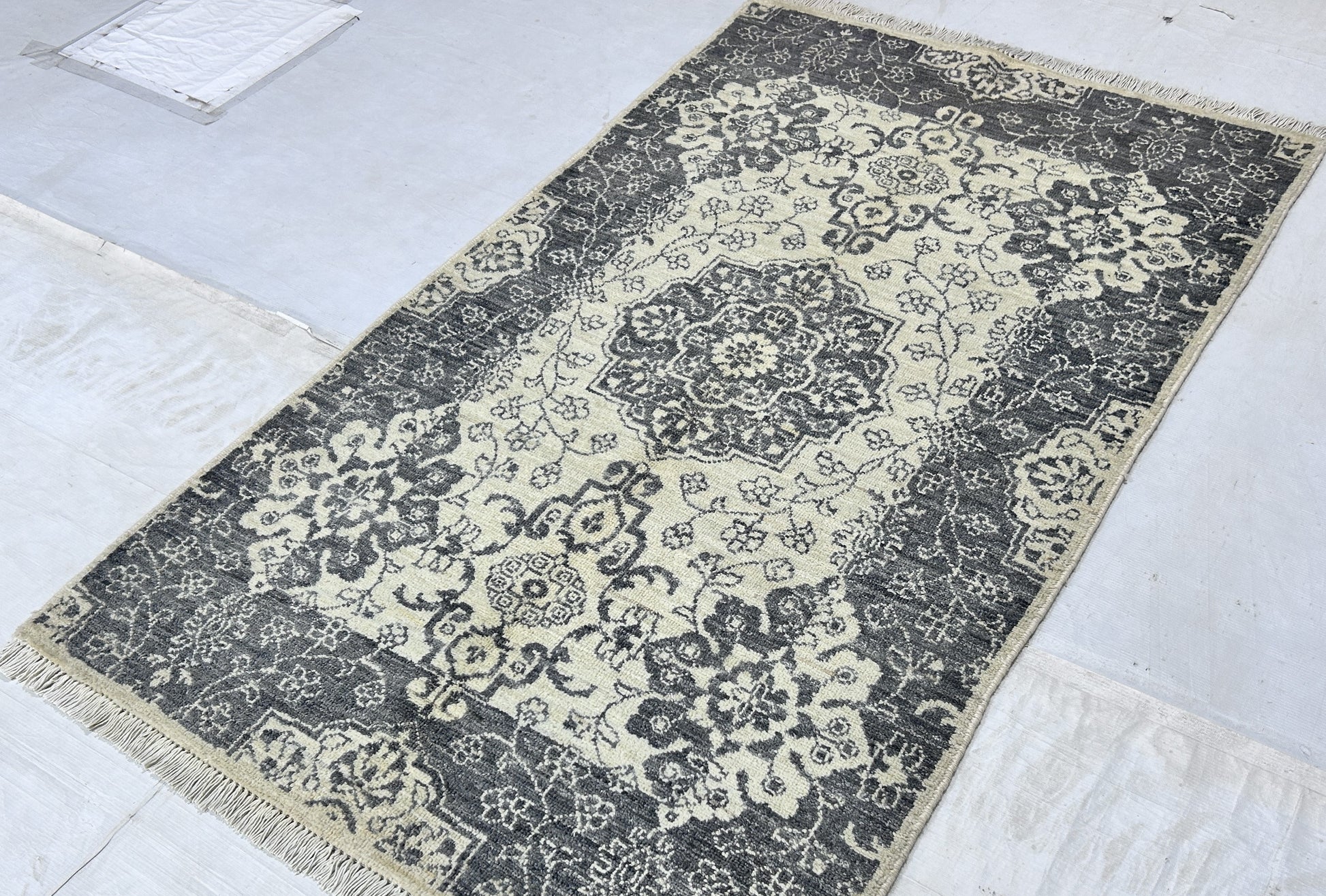 ivory & grey premium handwoven pure wool chobrang rug, 3ft 0in x 5ft 0in