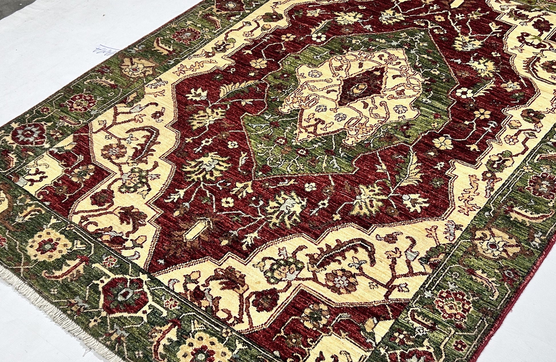 red & green premium handwoven pure wool chobrang rug, 5ft 1in x 6ft 10in