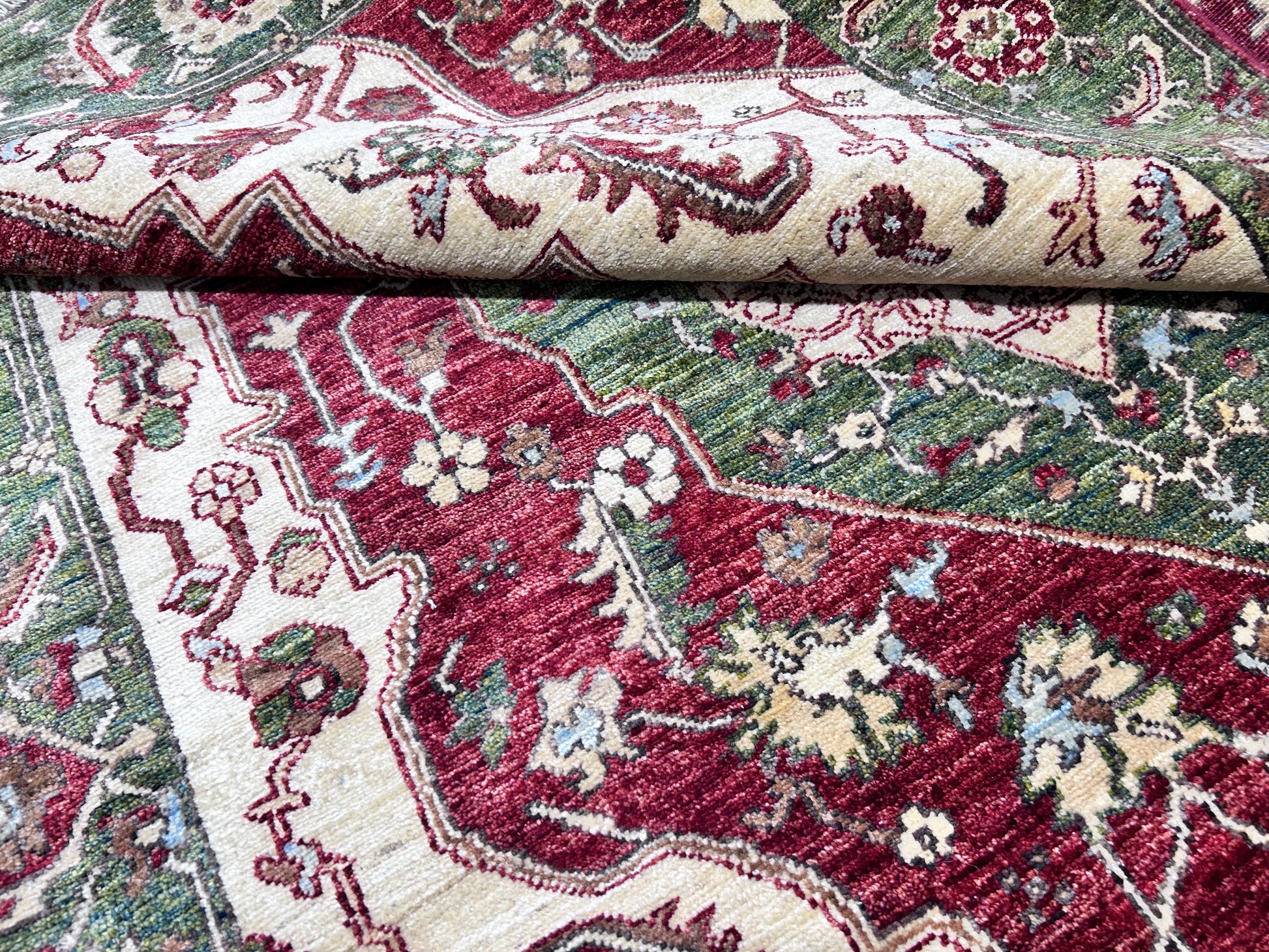 red & green premium handwoven pure wool chobrang rug, 5ft 1in x 6ft 10in