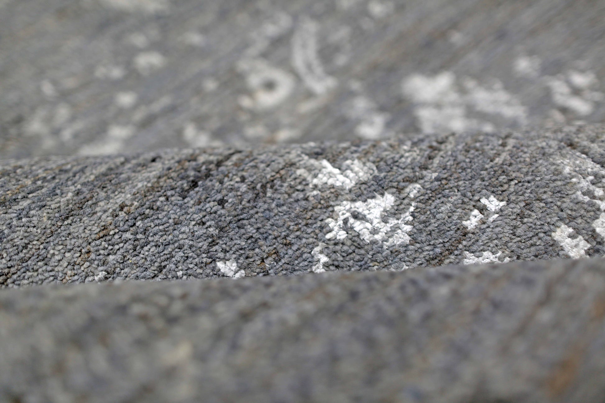 grey & silver premium handwoven pure wool chobrang rug, 8ft 10in x 12ft 0in